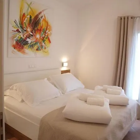 Sunny Hvar 2 - With Pool Apartment Basina