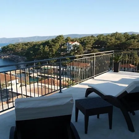 Sunny Hvar 2 - With Pool Basina